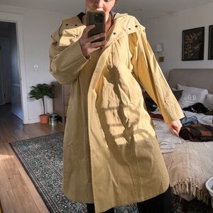 Brand New GSTQ trench style coat
